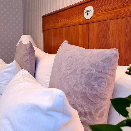Hotel Schieferhof - Glaslust Neuhaus am Rennweg Exteriör bild